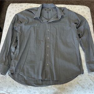 Kenneth Cole dress shirt regular fit black and white